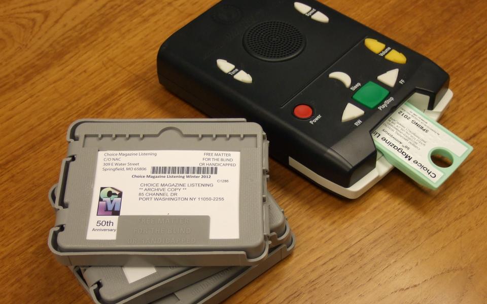 Picture of Digital Player and Cartridges